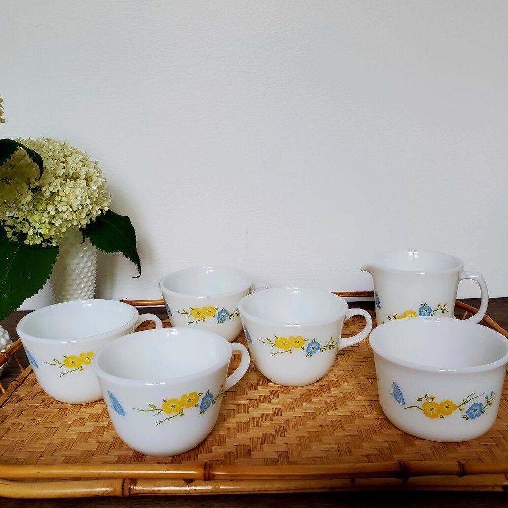 Vintage Milk Glass Pyrex Set of 4 Teacups, Creamer, Sugar Bowl Flirtation